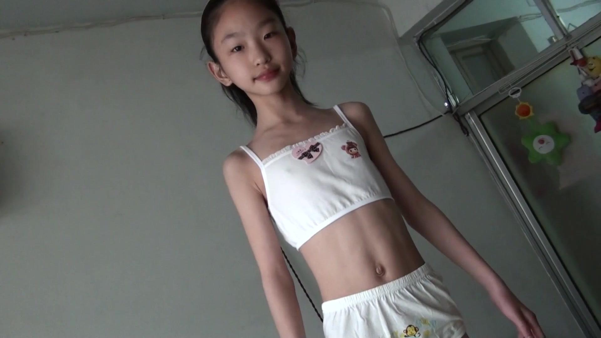 西风萝莉恋足系列-78